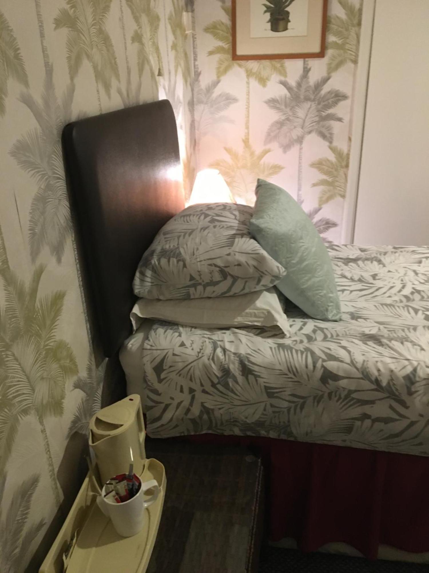 ไวท์คลิฟฟ์ วิว Bed & Breakfast แซนดาวน์ ภายนอก รูปภาพ